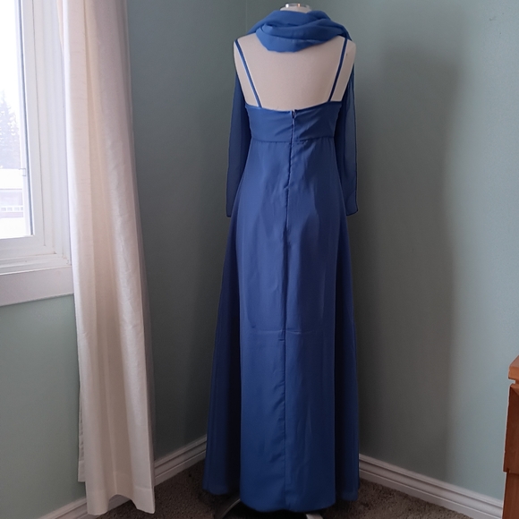 Periwinkle Gown - Picture 3 of 4